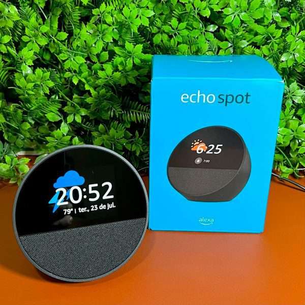 Echo Spot Amazon Alexa Smart Speaker - Caixa
